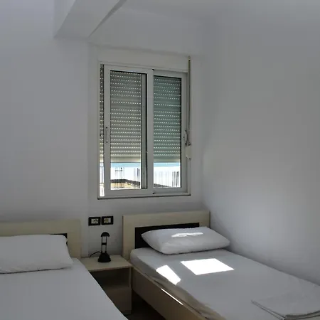 Appartement Gert Saranda